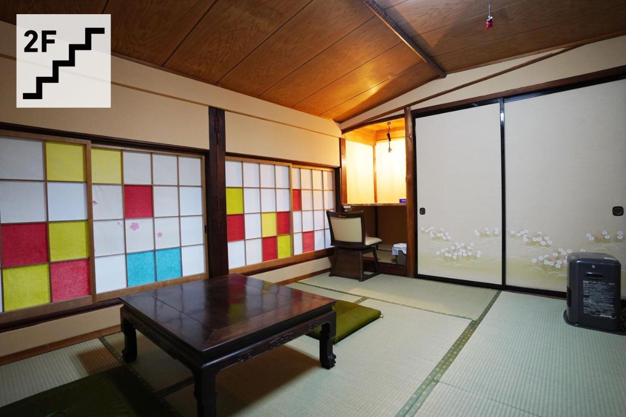 Hostel Murasaki Ryokan 다카야마 외부 사진