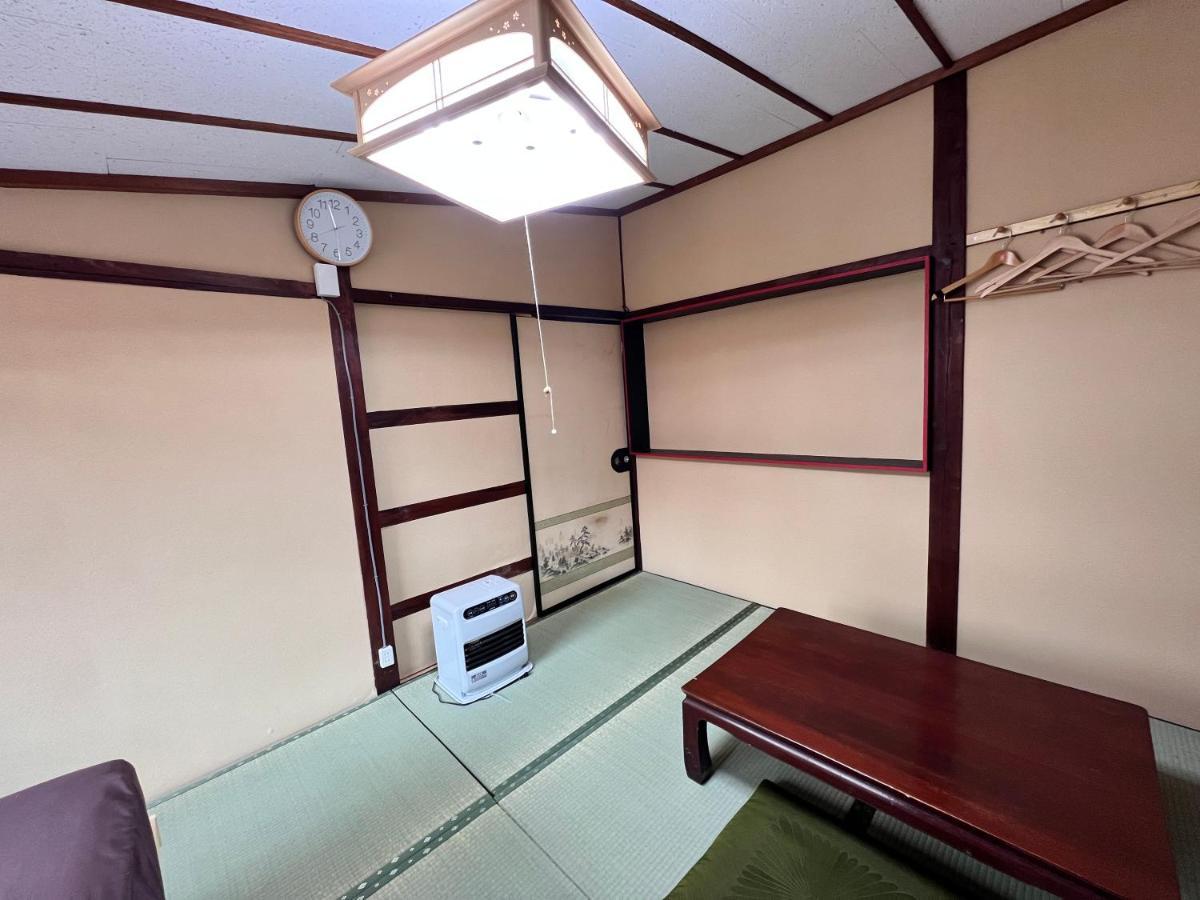Hostel Murasaki Ryokan 다카야마 외부 사진