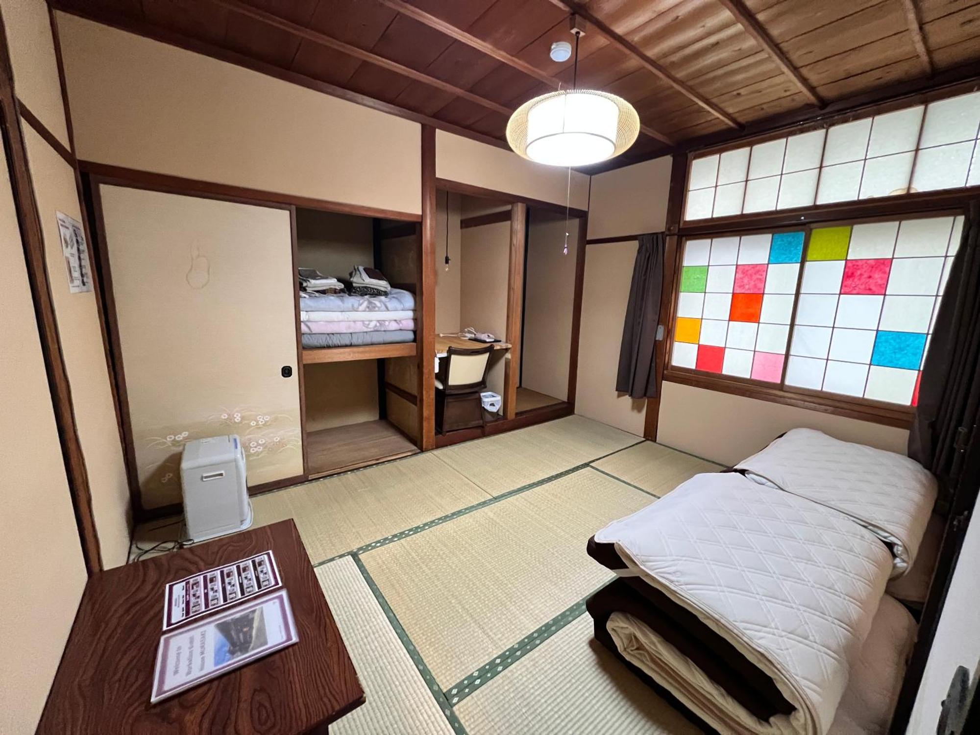 Hostel Murasaki Ryokan 다카야마 외부 사진